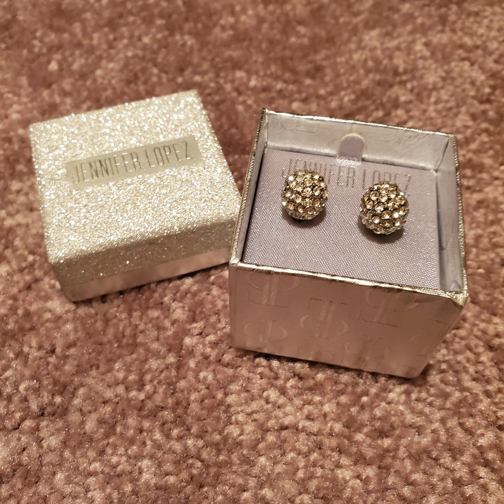 Stud Earrings